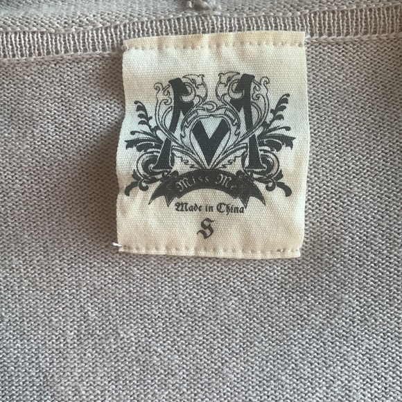 MISS ME Embellished Sweater Vest - Picture 3 of 6